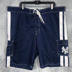 GIII Sports Carl Banks New York Yankees Board Shorts Mens 2XL Blue Swim Trunks